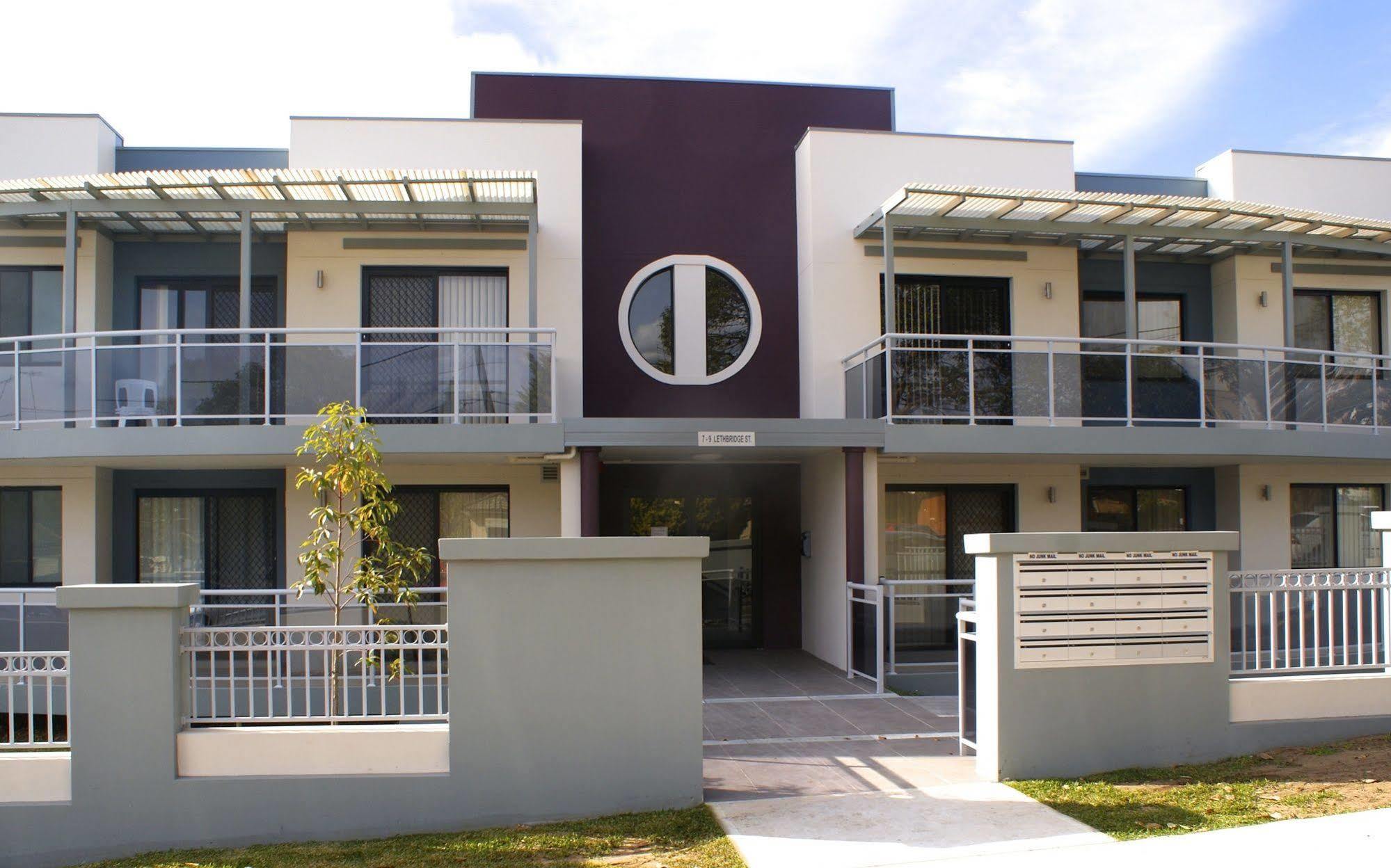Astina Serviced Apartments - Central Penrith Exterior photo